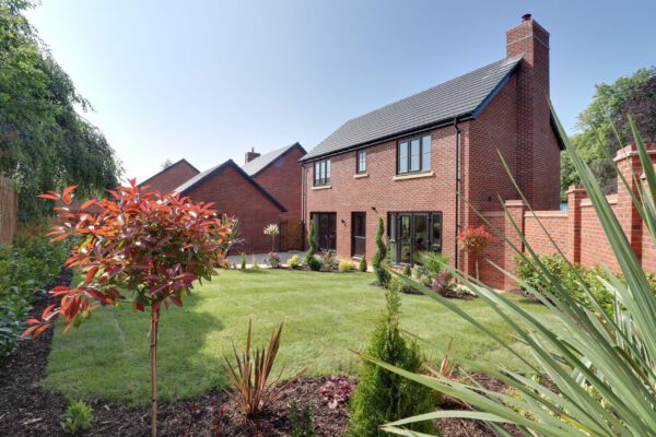 Discover our Alderwood Gardens show home with our virtual tour… Thumbnail